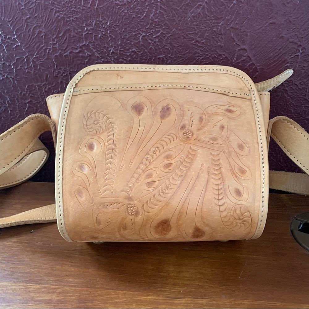 Vintage hand tooled leather floral motif crossbody purse